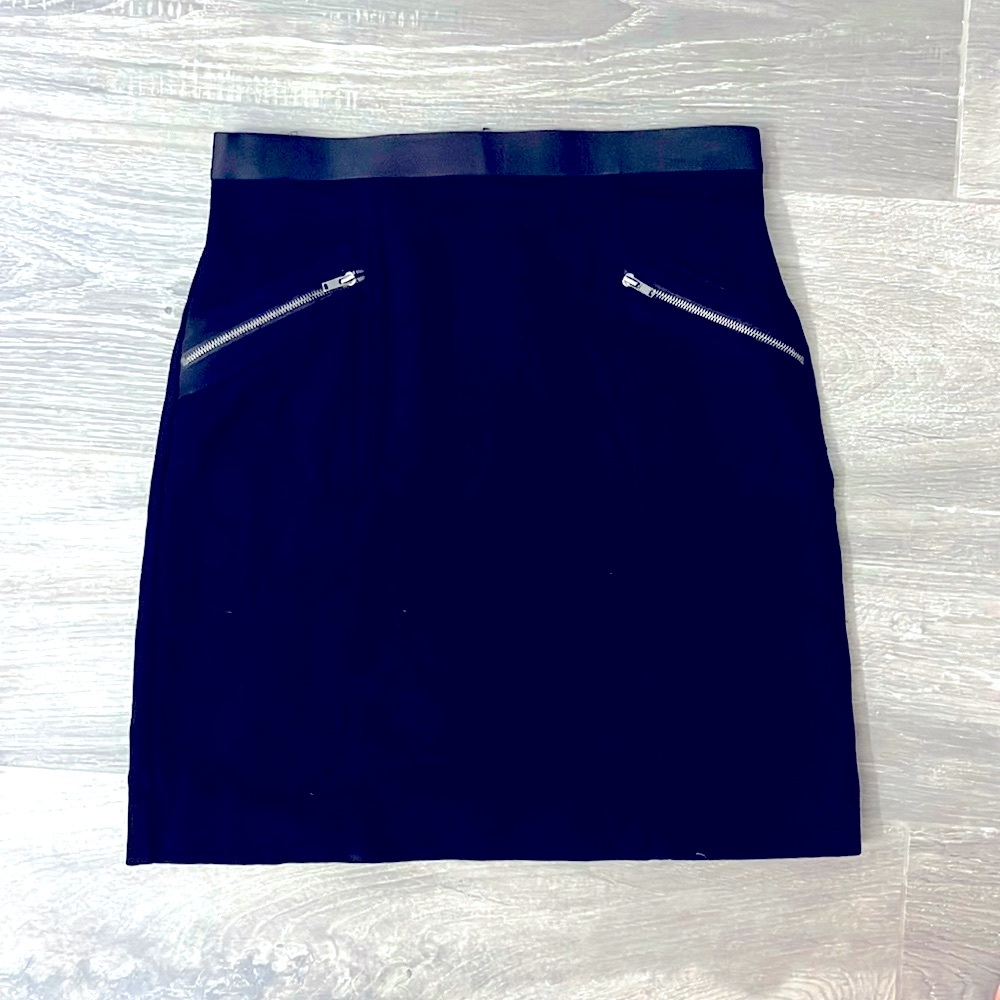 THEORY Skirt Black Size 2
